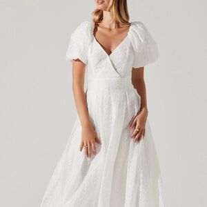 ASTR Jacquard Midi Dress